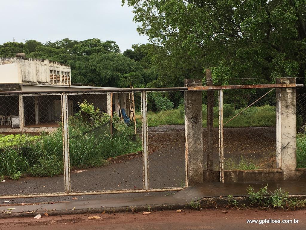 Um imóvel urbano, situado na cidade de C, localizado em Conceição Das Alagoas - MG