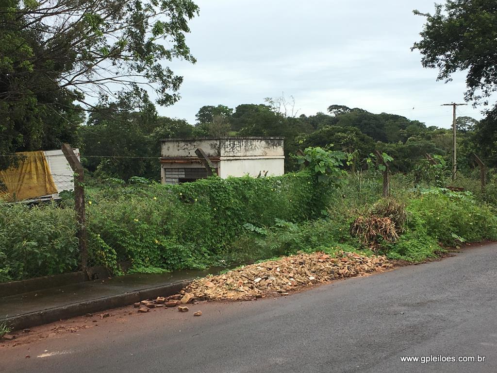 Um imóvel urbano, situado na cidade de C, localizado em Conceição Das Alagoas - MG