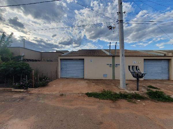 Imagem do imóvel Casa, com aprox.: 95,78m², Bairro: ITAPU