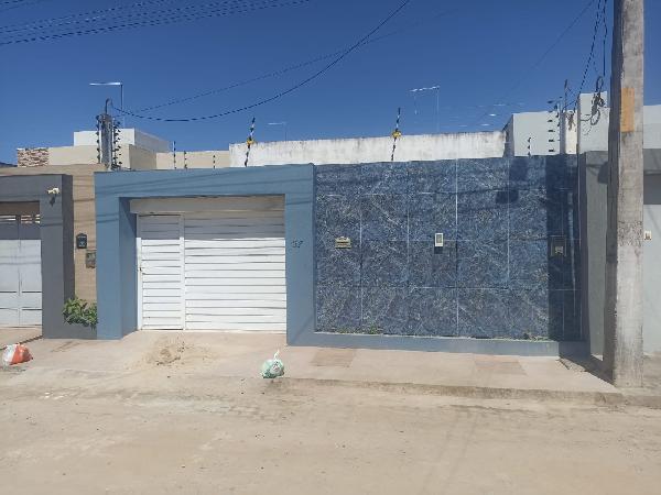 Imagem do imóvel Casa, com aprox.: 110m², Bairro: DO COQU