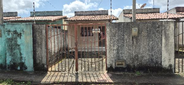 Imagem do imóvel Casa, com aprox.: 65,52m², Bairro: SANTO