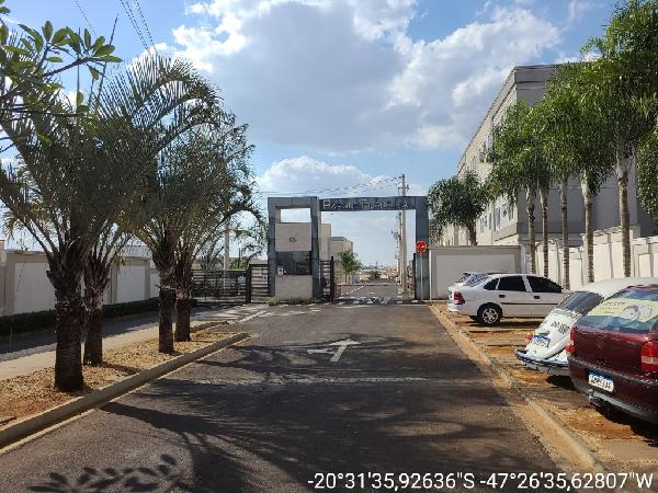 Imagem do imóvel Casa, com aprox.: 84m², Bairro: VILA REZ