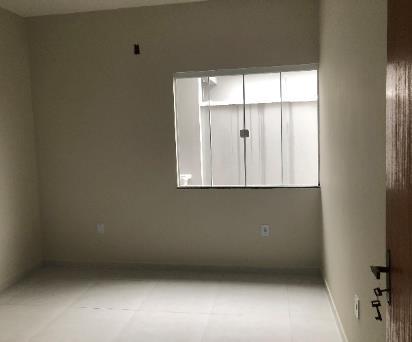 Lote com 360,00m² compreendendo uma casa, localizado em Rio Das Ostras - RJ