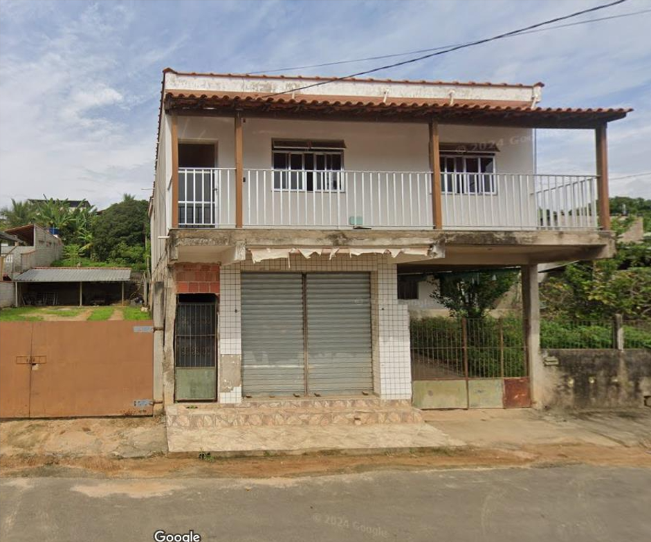 Imóvel construído sobre um lote de terre