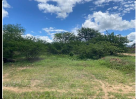 Terreno com 1.470 m² no Conjunto Lauro M, localizado em Campo Redondo - RN