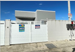 Casa de 51,70m² no loteamento Maria Turr, localizado em Rio Das Ostras - RJ